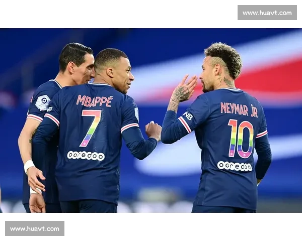 乔治娜含泪答应 C 罗求婚：“我愿意，生生世世！” 足坛顶流的九年爱情长跑终成眷属