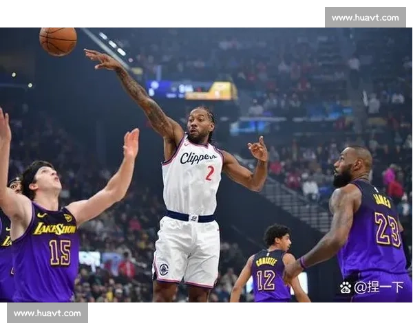 湖人对决热火第三战浓眉统治攻防引领比赛走向与胜负关键时刻表现